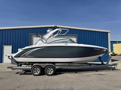 BOATZON | Cobalt Boats R5 Surf 2019