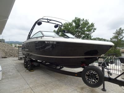 BOATZON | Cobalt Boats R6 2022