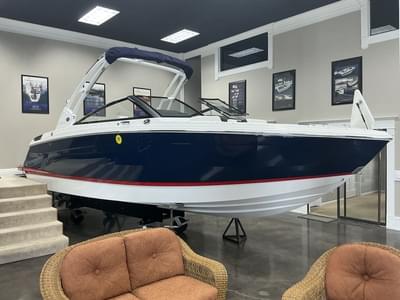 BOATZON | Cobalt Boats R6 2025