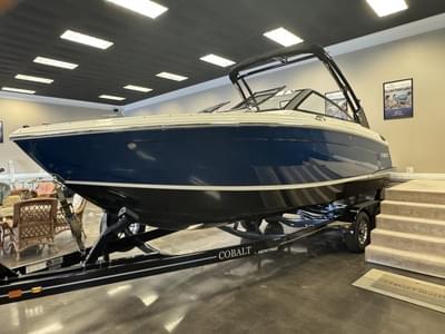 BOATZON | Cobalt Boats R6 2025