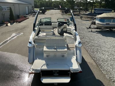 BOATZON | Cobalt Boats R7 2019