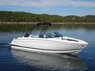 BOATZON | Cobalt Boats R8 2023