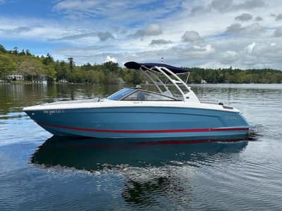 BOATZON | Cobalt Boats R8 2025