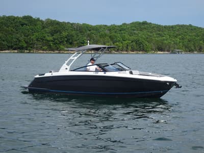 BOATZON | Cobalt Boats R8 2026