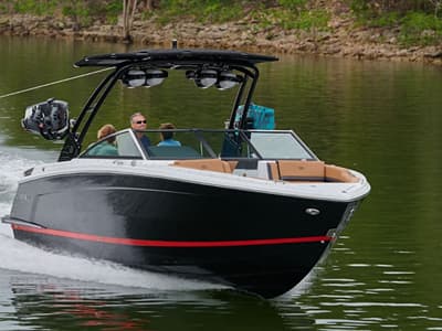 BOATZON | Cobalt Boats R8 2027