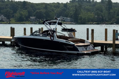 BOATZON | Cobalt Boats R8 Surf 2025