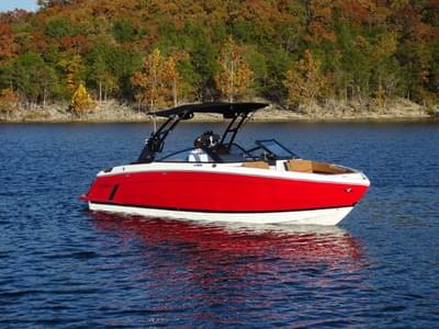 BOATZON | Cobalt Boats R8 Surf 2026 BOATZON | Cobalt Boats R8 Surf 2026