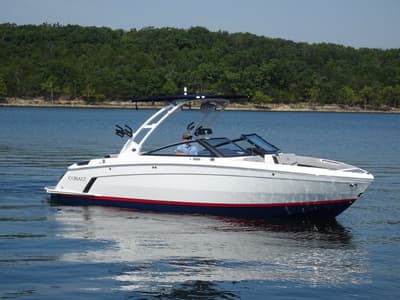 BOATZON | Cobalt Boats R8 Surf 2027