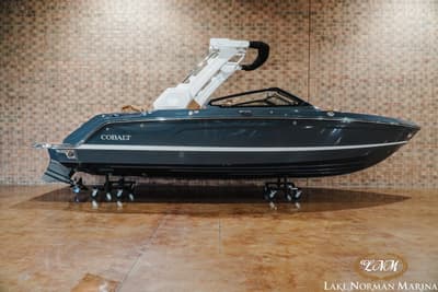 BOATZON | Cobalt R26 Surf 2027