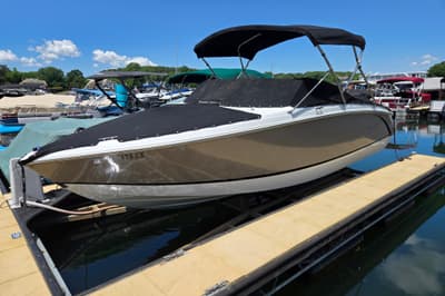 BOATZON | Cobalt R3 2016
