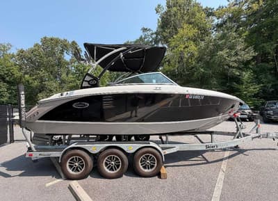 BOATZON | Cobalt R3 Surf 2019