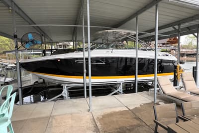 BOATZON | Cobalt R35 2017 BOATZON | Cobalt R35 2017