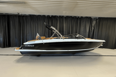 BOATZON | Cobalt R4 2026 BOATZON | Cobalt R4 2026