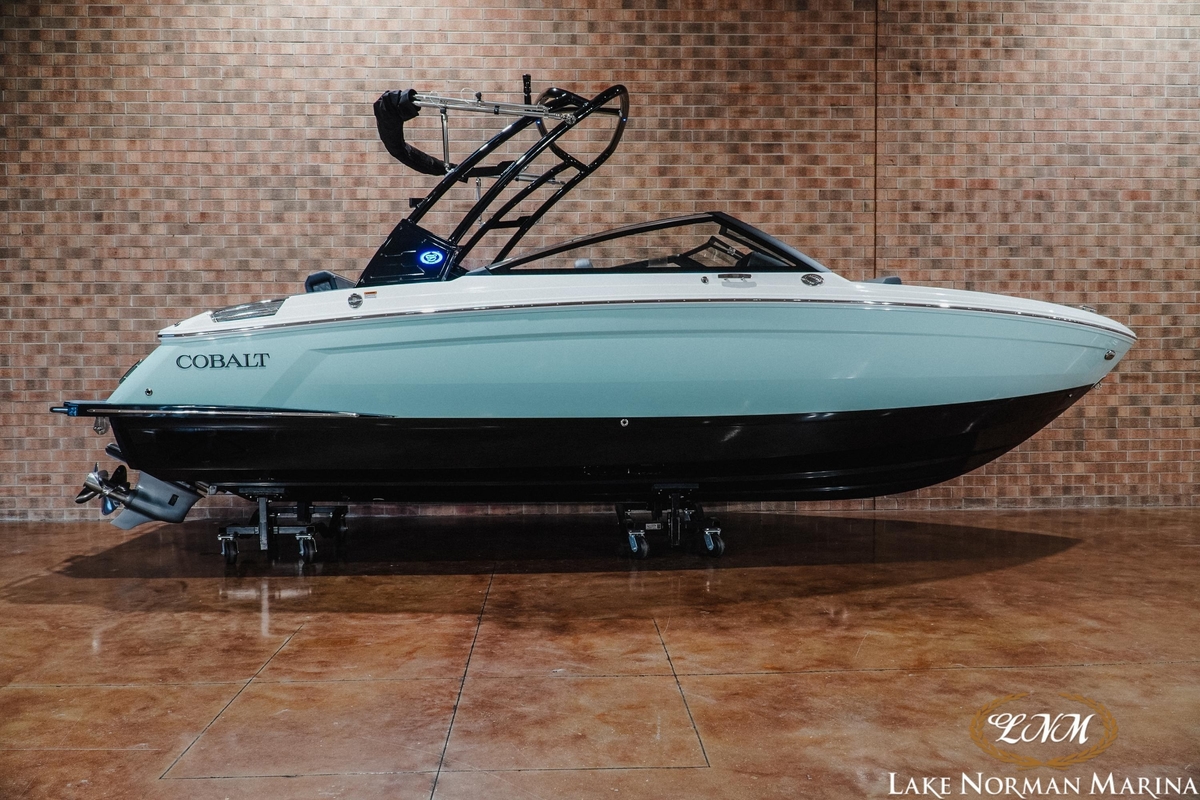 2027 Cobalt R4 - Sold Boat