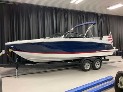 BOATZON | Cobalt R4 Outboard 2026