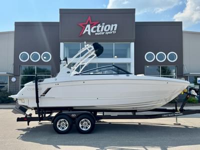 BOATZON | Cobalt R4 Surf 2025 BOATZON | Cobalt R4 Surf 2025