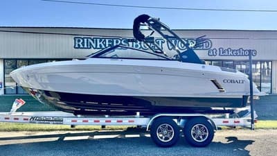 BOATZON | Cobalt R4 Surf 2025