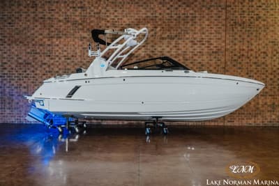 BOATZON | Cobalt R4 Surf 2026