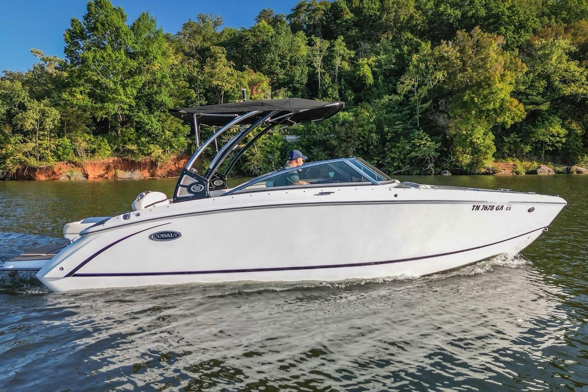 2018 Cobalt R5 - Sold Boat