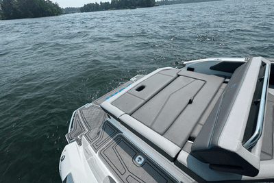BOATZON | Cobalt R6 2022 BOATZON | Cobalt R6 2022