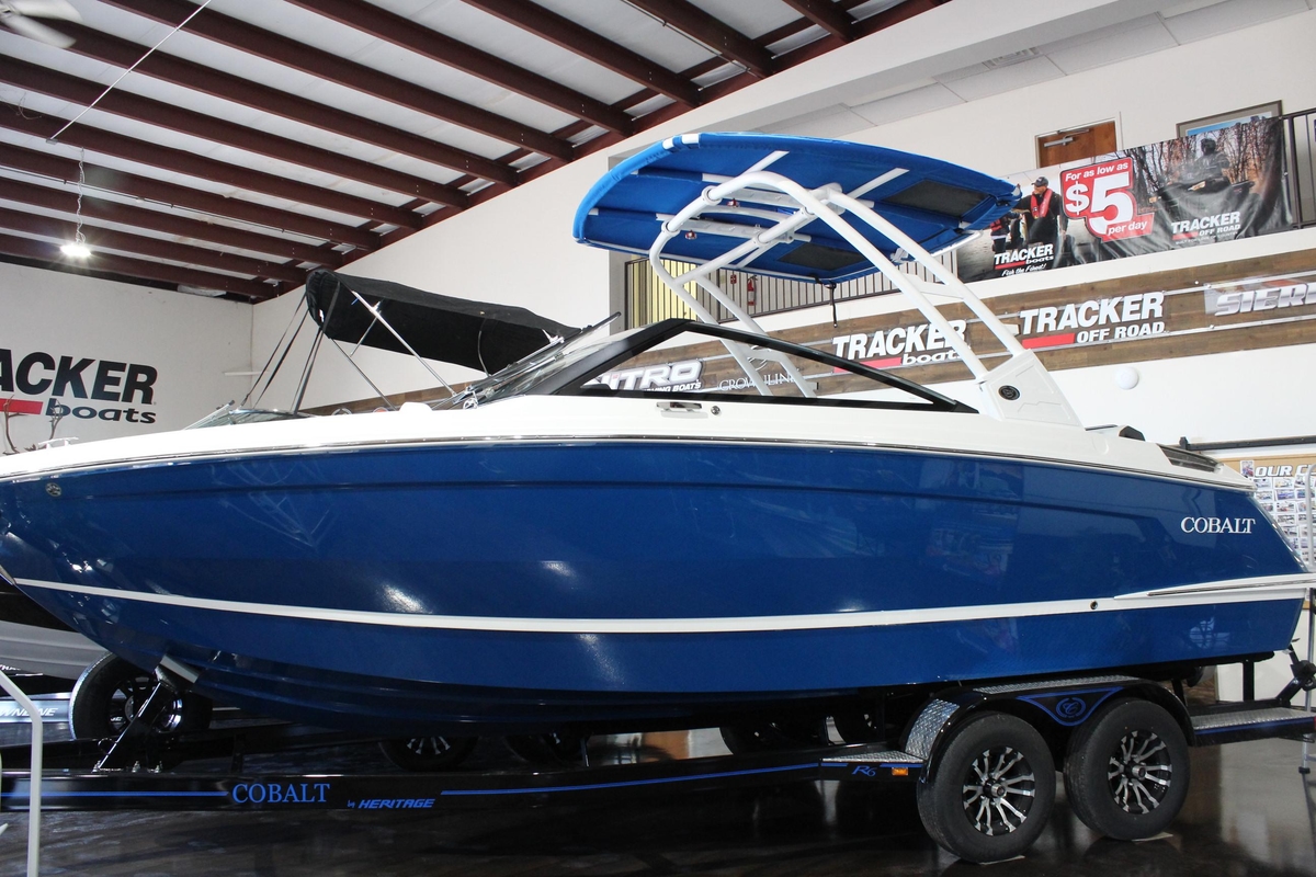 2025 Cobalt R6 - Sold Boat