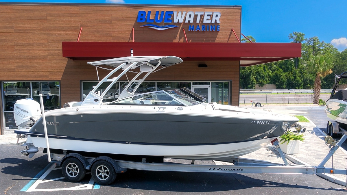 2022 Cobalt R6 Outboard - Sold Boat