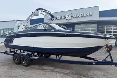 BOATZON | Cobalt R6 Surf 2026