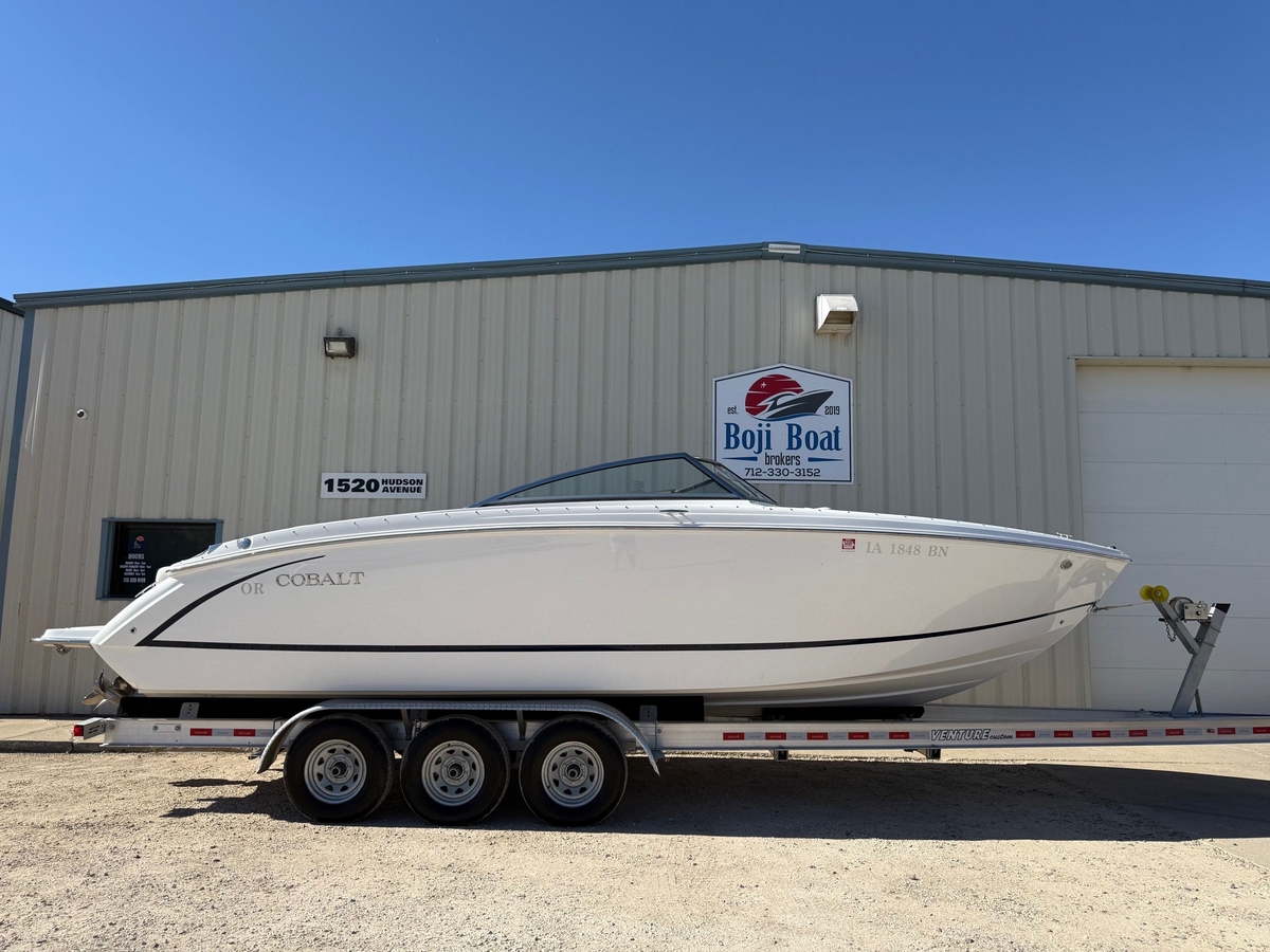 2015 Cobalt R7 - Sold Boat