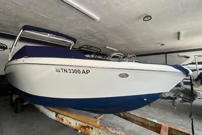 BOATZON | Cobalt R7 Surf 2020