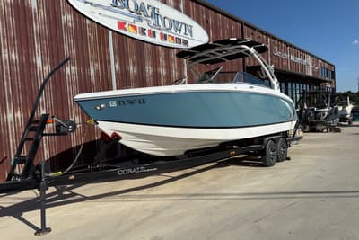 BOATZON | Cobalt R7 Surf 2021