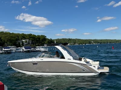 BOATZON | Cobalt R7 Surf 2021