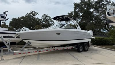 BOATZON | Cobalt R8 Coastal 2026