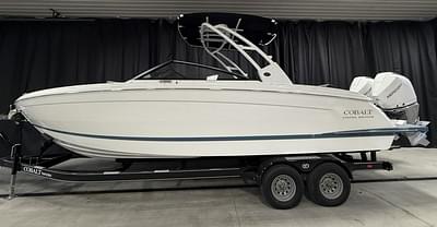BOATZON | Cobalt R8 Outboard 2025