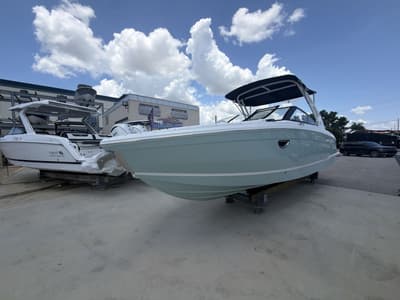 BOATZON | Cobalt R8 Outboard 2027