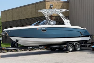 BOATZON | Cobalt R8 Surf 2022 BOATZON | Cobalt R8 Surf 2022