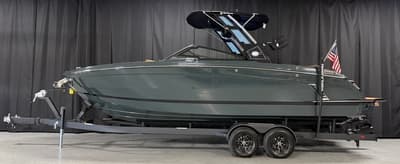 BOATZON | Cobalt R8 Surf 2027