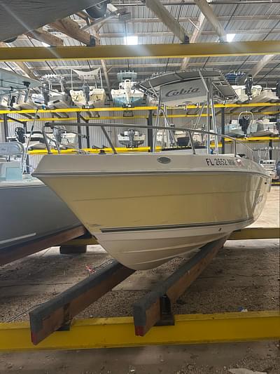 BOATZON | Cobia 214 2004 BOATZON | Cobia 214 2004