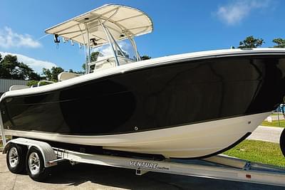BOATZON | Cobia 217 Center Console 2012