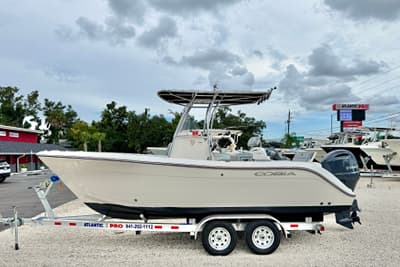 BOATZON | Cobia 220 Center Console 2019