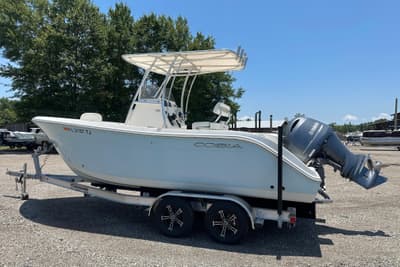 BOATZON | Cobia 220 Center Console 2022