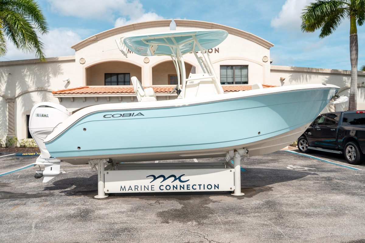2025 Cobia 220 Center Console - Sold Boat