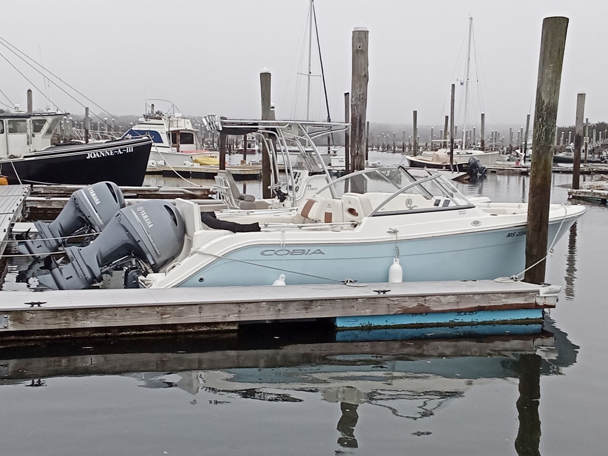 2023 Cobia 220 Dual Console - Sold Boat