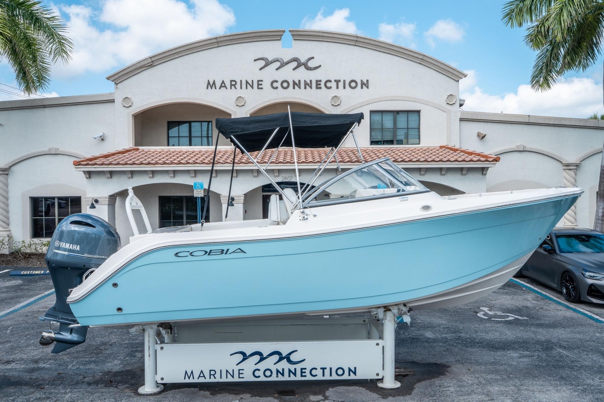 2024 Cobia 220 Dual Console - Sold Boat