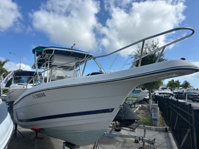 BOATZON | Cobia 224 Center Console 1998 BOATZON | Cobia 224 Center Console 1998
