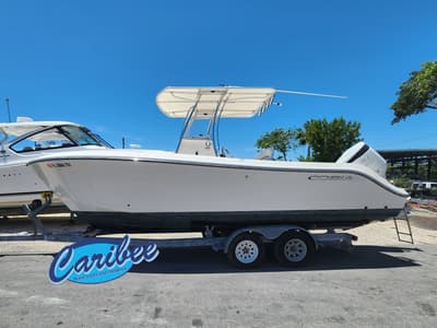 BOATZON | Cobia 237 Center Console 2020