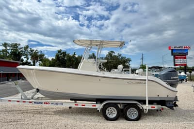 BOATZON | Cobia 237 Center Console 2020