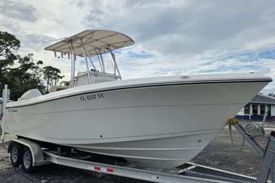 BOATZON | Cobia 237 Center Console 2021