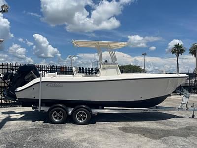 BOATZON | Cobia 237 Center Console 2021