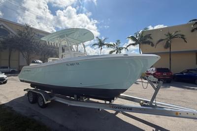 BOATZON | Cobia 237 Center Console 2021 BOATZON | Cobia 237 Center Console 2021