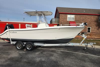 BOATZON | Cobia 237 Center Console 2021
